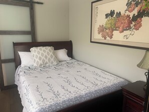 2 Schlafzimmer, Bügeleisen/Bügelbrett, kostenloses WLAN, Bettwäsche