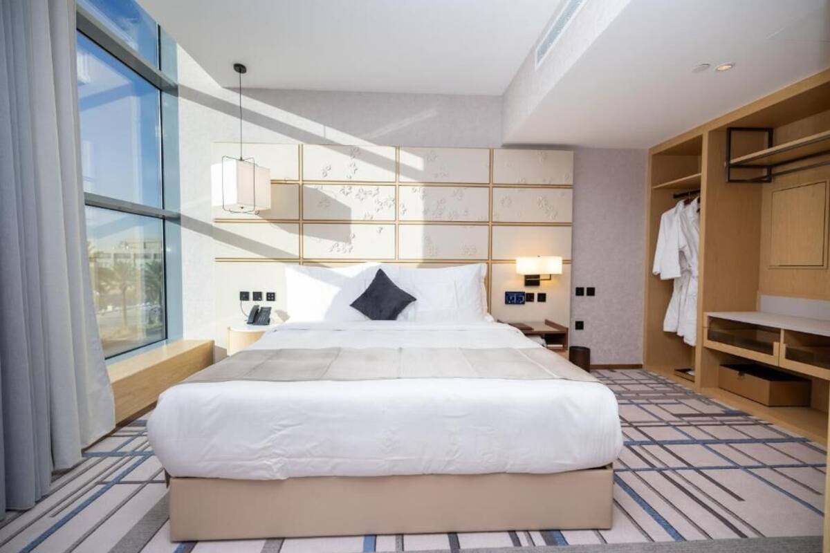 Family Suite, City View | In-room safe, blackout drapes, soundproofing, free WiFi
