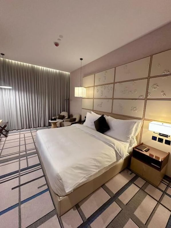 In-room safe, blackout curtains, soundproofing, free WiFi