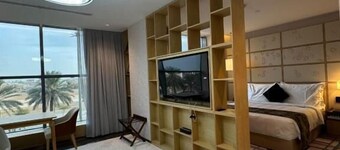 7Crown Tahliah Hotel