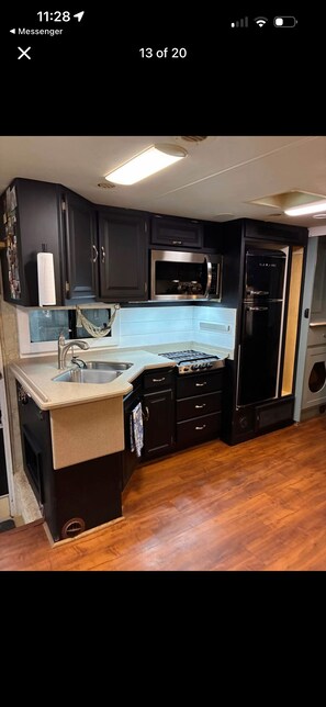 Private kitchen - Your escape from reality starts here!! (Lynch Station)