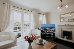 TV - The Anchorage by Navie Stays (Poole)