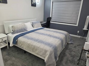 Room - The Blessed Family Home-2bed Rooms 2washrooms (Edmonton)