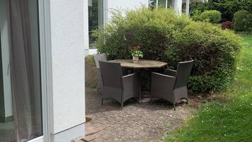Buiten dineren