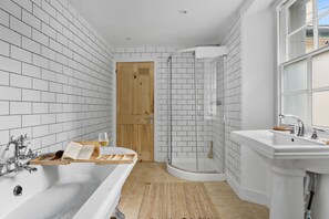 Shower, towels - Lantern House - Historic Coastal Retreat with Hot tub, Sea Views & Garden (Torquay)