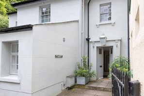 Exterior - Lantern House (Torquay)
