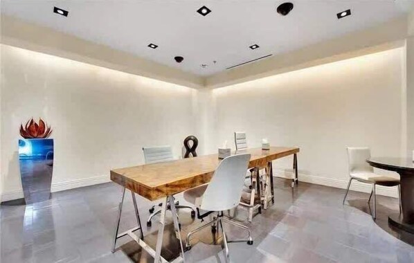 Interior - Palms Studio Mountain View (Las Vegas)