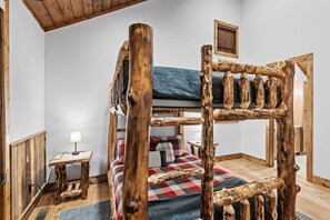 Interior - The Cabins on Buckeye Creek at Eagles Nest (Banner Elk)