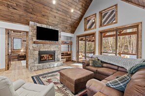 Interior - The Cabins on Buckeye Creek at Eagles Nest (Banner Elk)