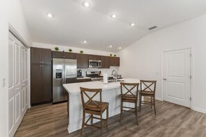 Interior - 561l Stunning Home, Pool Access, Garage Parking! (Okahumpka)