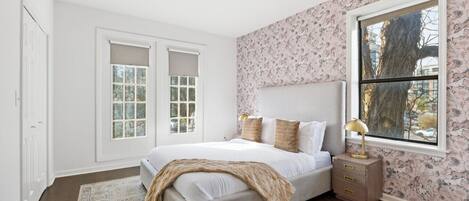 Apartment (3 Bedrooms) | Front of property