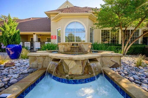 2717 Kathrynln Plano2 1BR