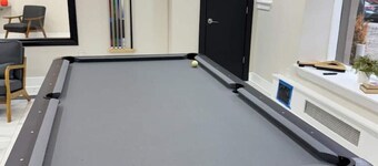 610 Large Studio Downtown With Pool Table
