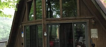 653 4 Bedrooms Fireplace Pool Table Peaceful