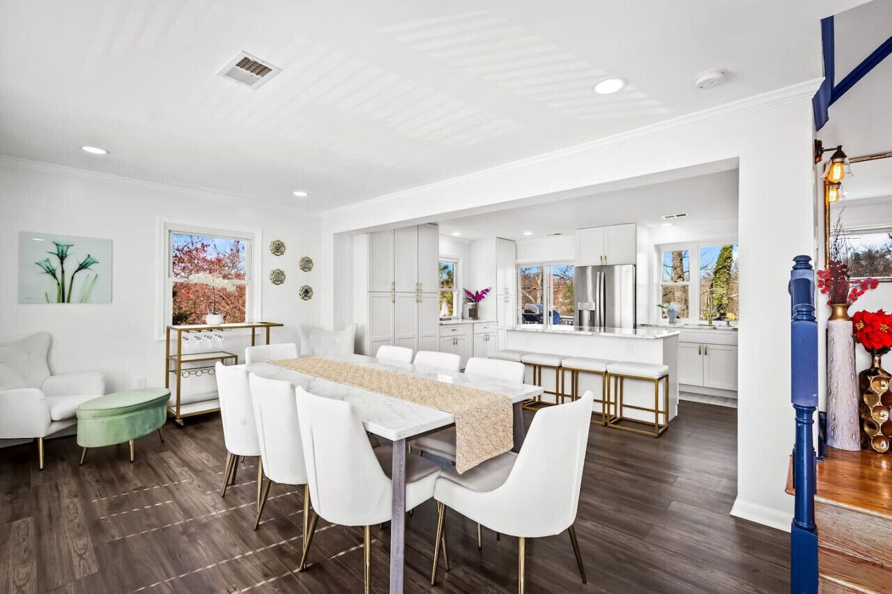House (4 Bedrooms) | Interior