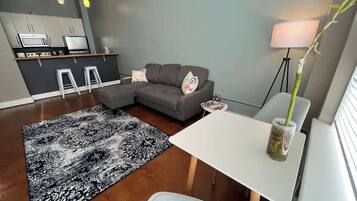 Apartment (1 Bedroom) | Front of property