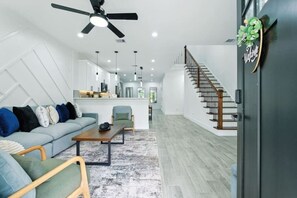 Interior - 612 New Construction Fire Pit Games (Houston)