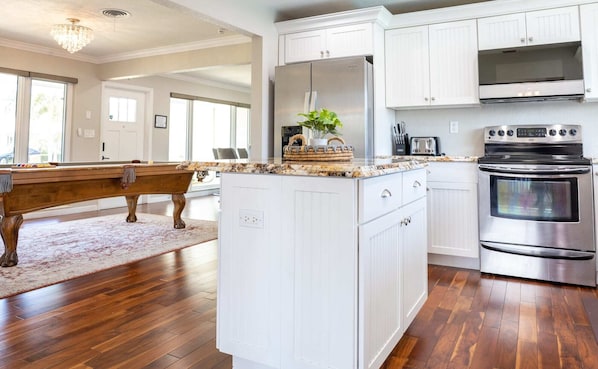 House (3 Bedrooms) | Interior - Dockside Daydreams - Canal Front and Pool Oasis (Fort Lauderdale)