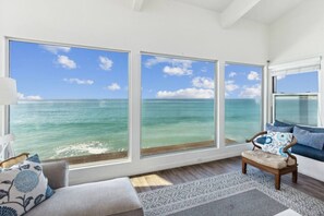 Interior - 450c 3BR Apt Villa Exquisite (Dana Point)