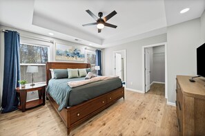 Interior - The Lookout (Clarksville)