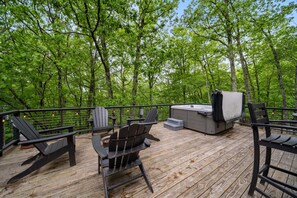 Interior - The Beech House (Banner Elk)