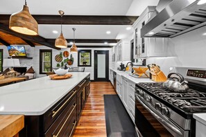 Interior - The Beech House (Banner Elk)