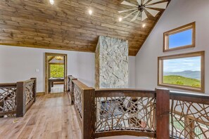 Interior - Amongst the Clouds at Chappell Farms (Banner Elk)