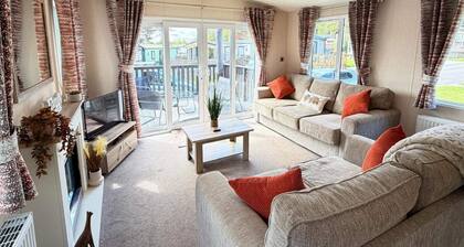 Lillardsedge Apartment Sleeps 6 With Parking