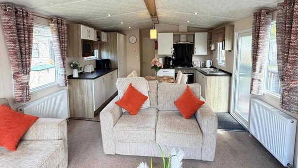 Living area - Lillardsedge Apartment Sleeps 6 With Parking (Jedburgh)