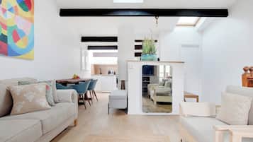 Apartment | Living area
