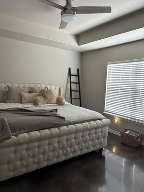 1 bedroom, internet - "The Greenhouse" Enjoy peaceful country charm, relaxing lake days (Spring Branch)