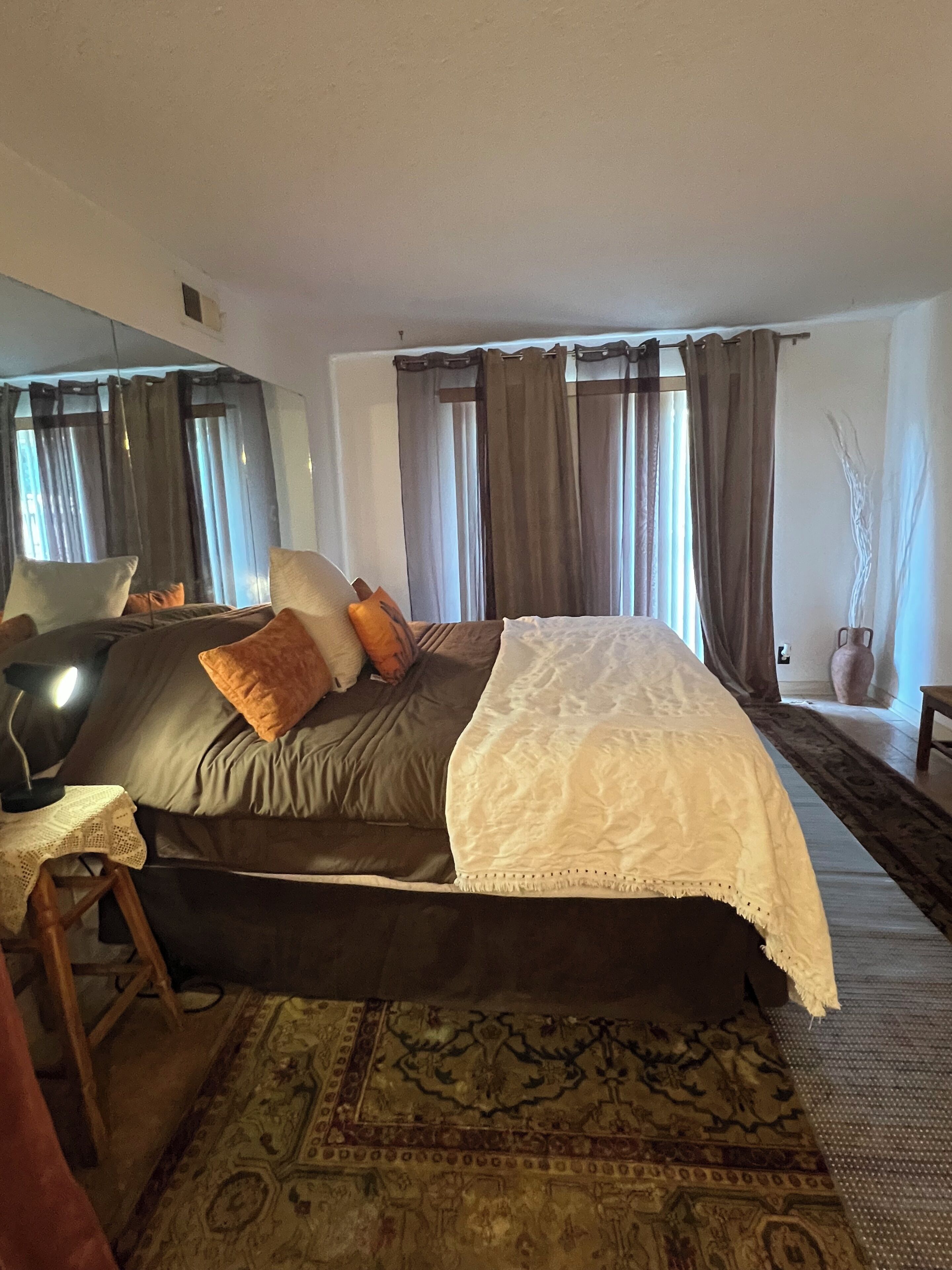 Bed sheets, wheelchair access