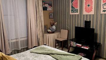 1 bedroom, bed sheets, wheelchair access