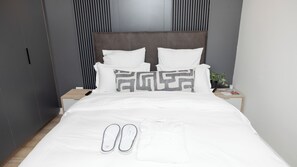 2 bedrooms, iron/ironing board, free WiFi, bed sheets - Gorgeous 2-bedroom apartment few minutes walk to the beach Cape Town (Cape Town)