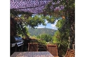 屋外ダイニングエリア