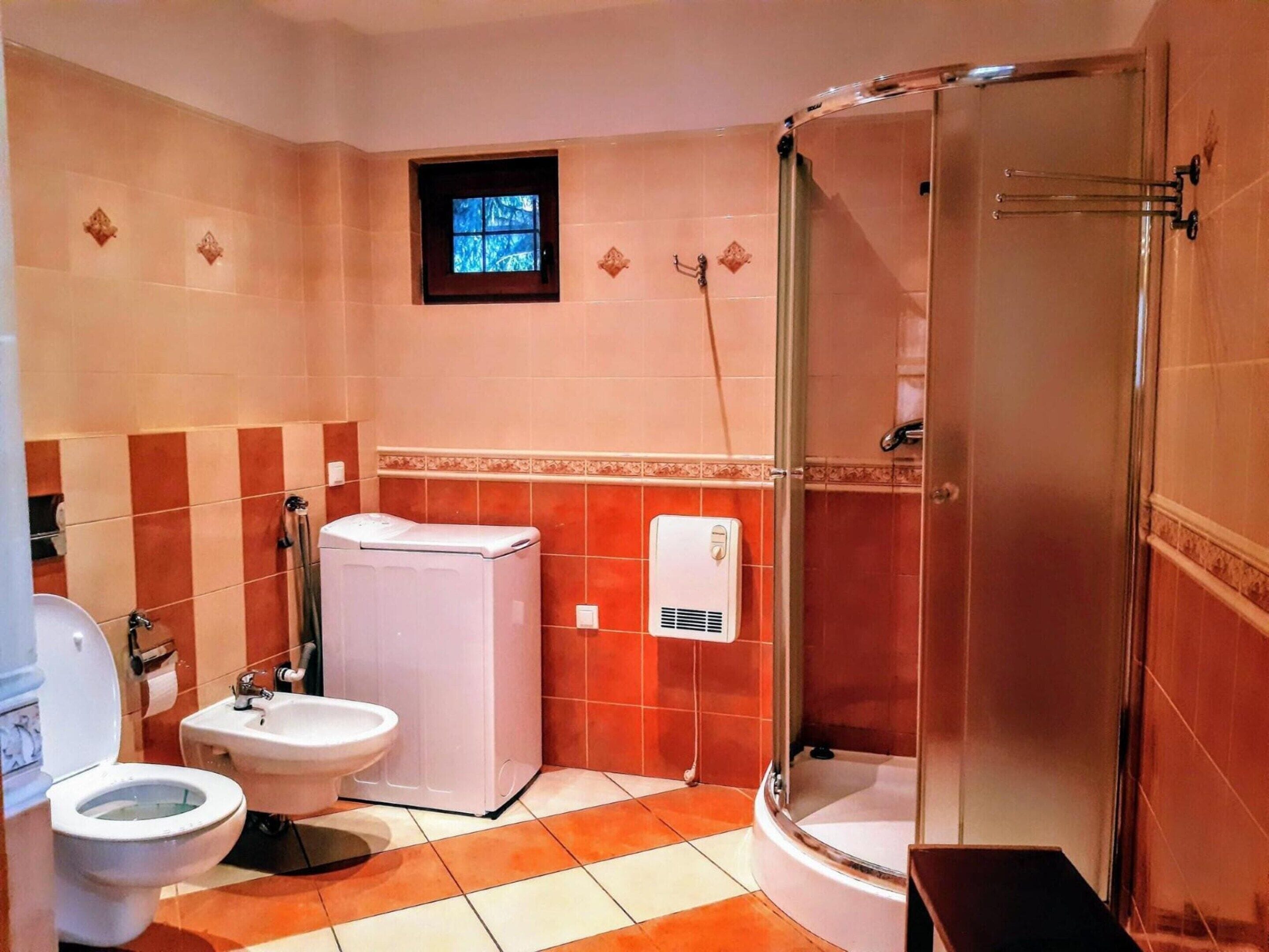 House | Bathroom