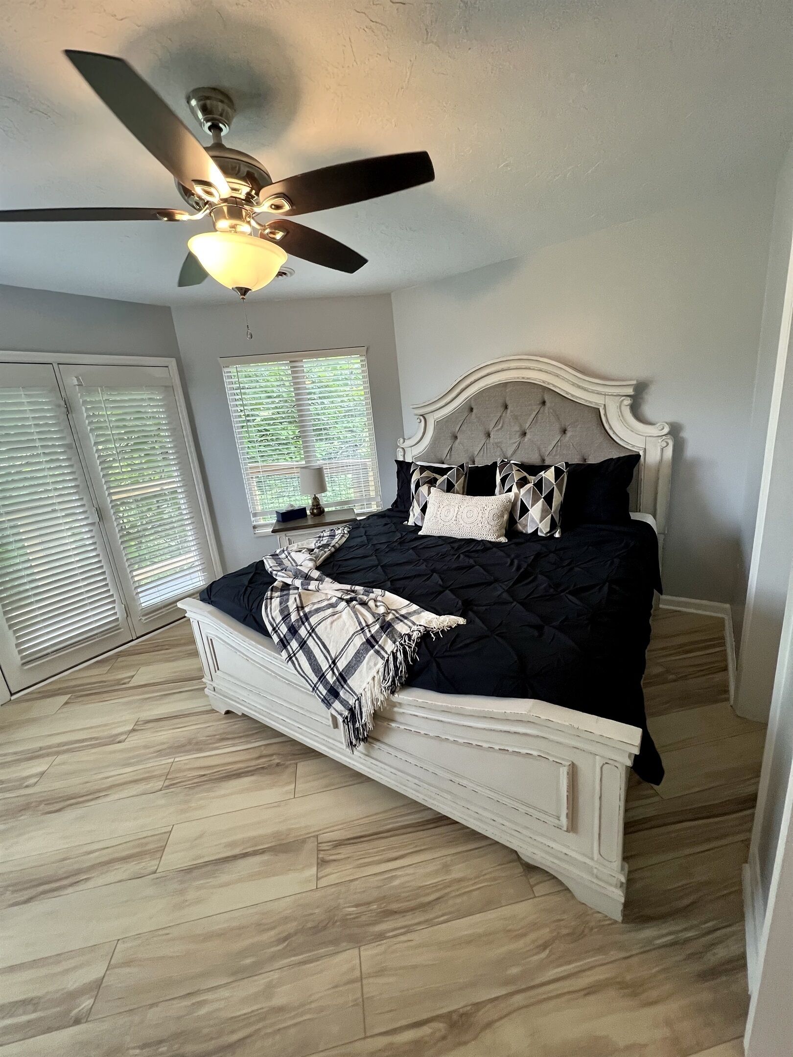 9 bedrooms, desk, iron/ironing board, WiFi (free)
