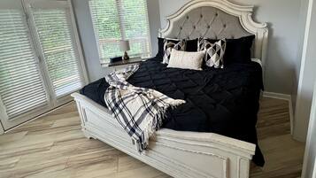 9 bedrooms, desk, iron/ironing board, WiFi (free)