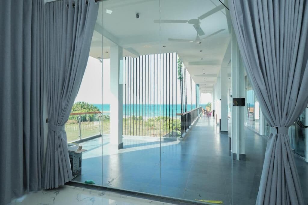 Deluxe Double Room, Balcony, Ocean View | Interior