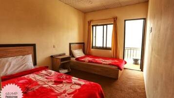Soundproofing, iron/ironing board, free WiFi