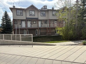 Esterni