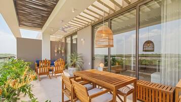 Apartamento Confort | Restaurante al aire libre