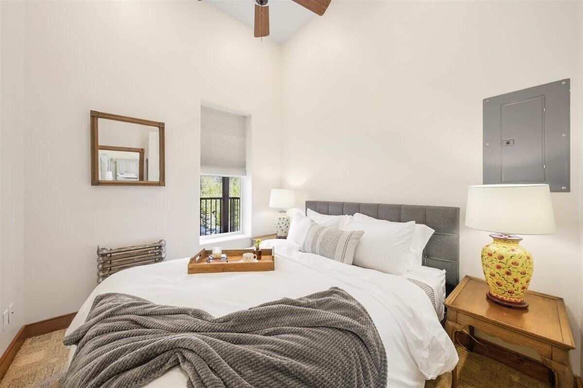 2 quartos, Wi-Fi de cortesia, roupa de cama