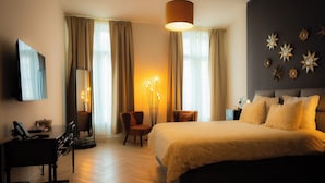 Deluxe Double Room, City View | Minibar, soundproofing, WiFi (free), bed sheets - HÔTEL GRAND PLACE (Mons)