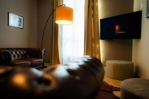 Quadruple Room, City View | Living area - MONS GRAND PLACE  (MONS)