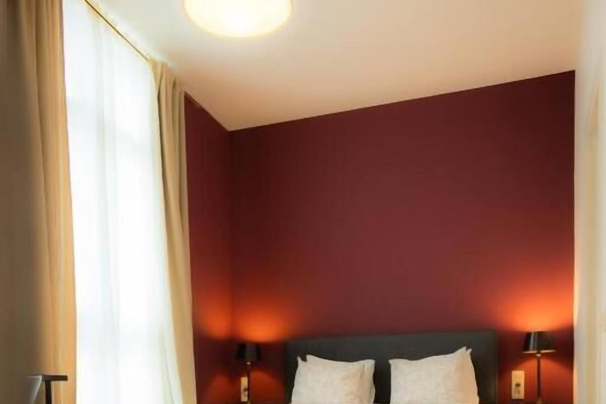 Deluxe Double Room, City View | Desk, soundproofing, free WiFi