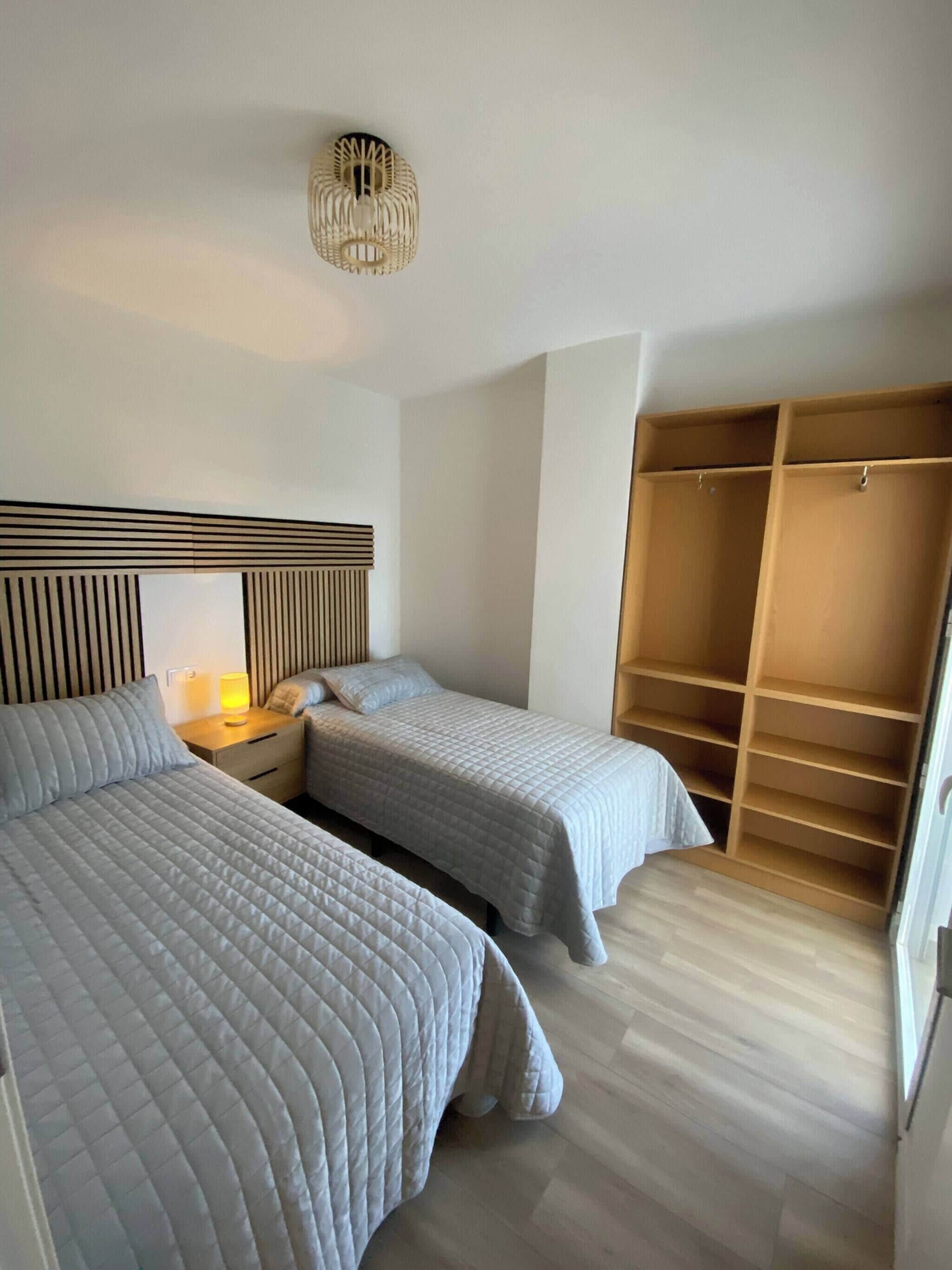 2 bedrooms