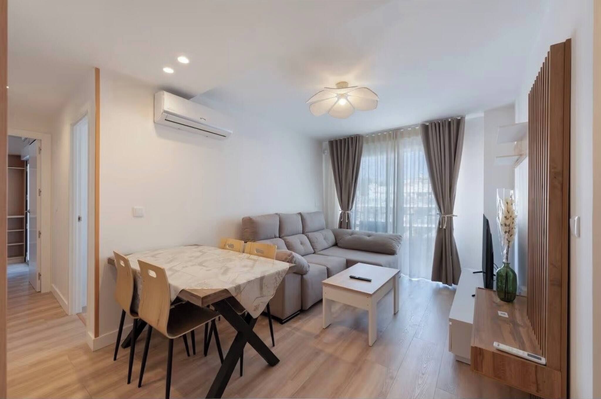 Apartamento, 2 habitaciones, balcón, vistas al mar | Zona de estar