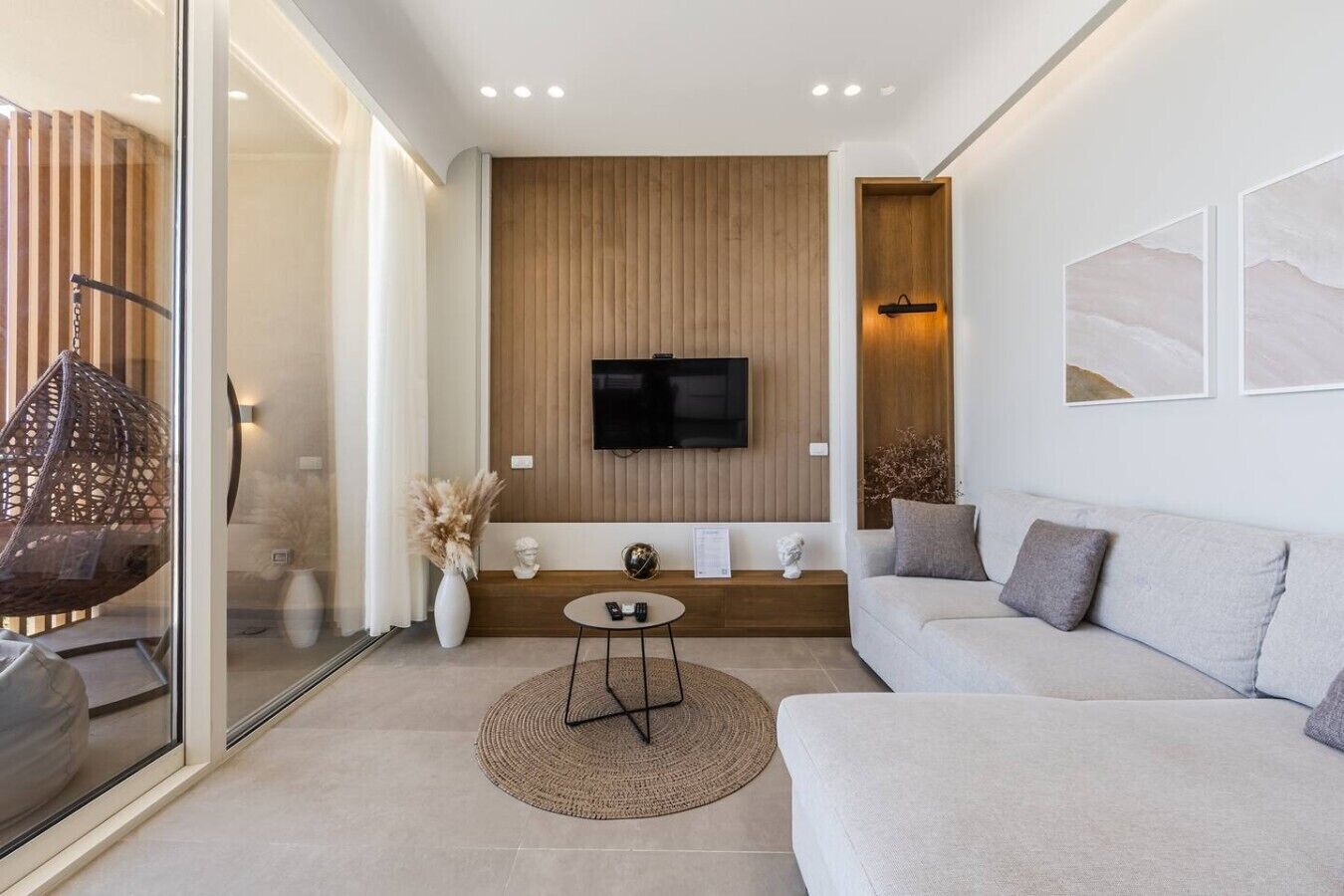 TV