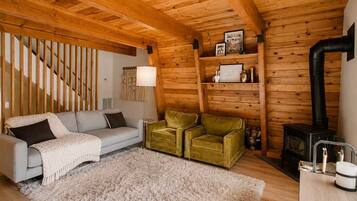 TV, fireplace, offices